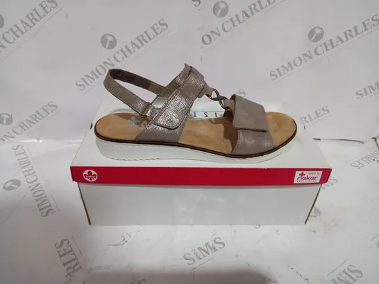 BOXED RIEKER BIEGE OPEN TOE SANDALS SIZE 39