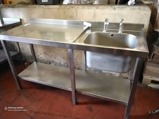 SINK UNIT 1610 × 600