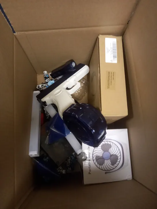 BOX OF APPROXIMATELY 5 ASSORTED ITEMS TO INCLUDE TOY GUNS, NECK FAN, PORTABLE MOBILE FAN ETC