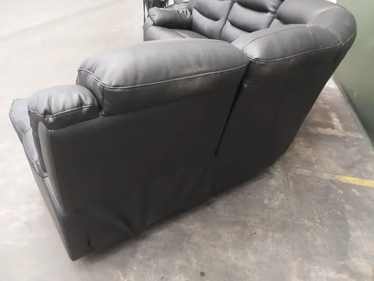 DESIGNER 5 SEATER CURVED LEATHER UPHOLSTERED MANUAL RECLINER SOFA - BLACK