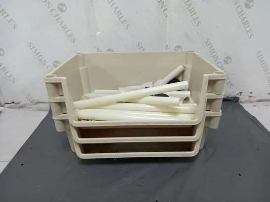 BOXED STACKABLE TRAYS IN BONE COLOUR 