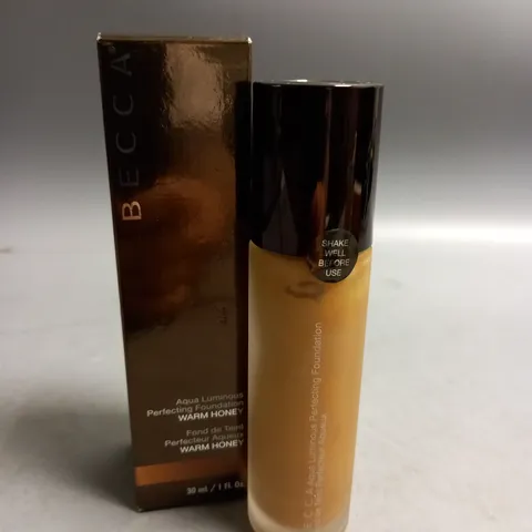 BOXED AND SEALED BECCA AQUA LUMINOUS PERFECTING FOUNDATION WARM HONEY 30ML