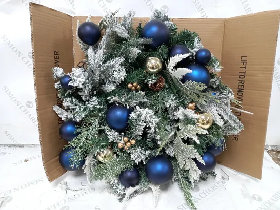 GLAM PRE-LIT CHRISTMAS WREATH-60CM