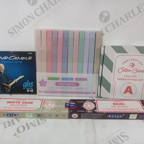 APPROXIMATELY 15 ASSORTED HOUSEHOLD ITEMS TO INCLUDE CROSS-STITCH KIT, HIGHLIGHTERS, DAVID GILMOUR GUITAR STRINGS, ETC