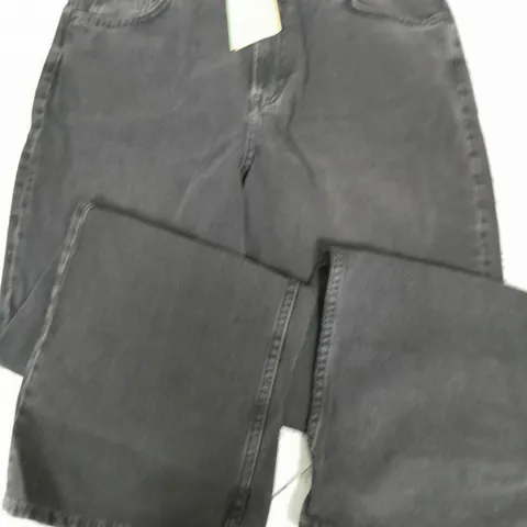 DIVIDED WIDE HIGH WAIST BLACK JEANS - UK 14