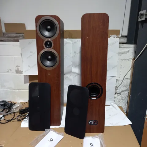 Q ACOUSTICS Q3050I ENGLISH WALNUT FLOORSTANDING SPEAKER PAIR (2 BOXES)