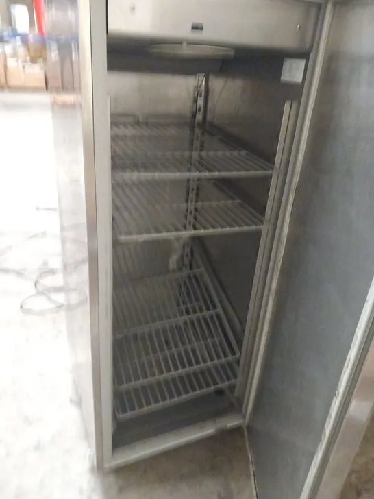 TALL STAINLESS STEEL SA BT 70 REFRIGERATED UNIT