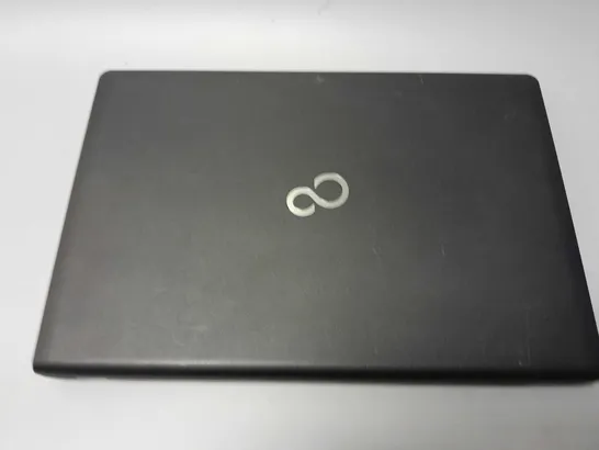 FUJITSU LIFEBOOK A555 LAPTOP 