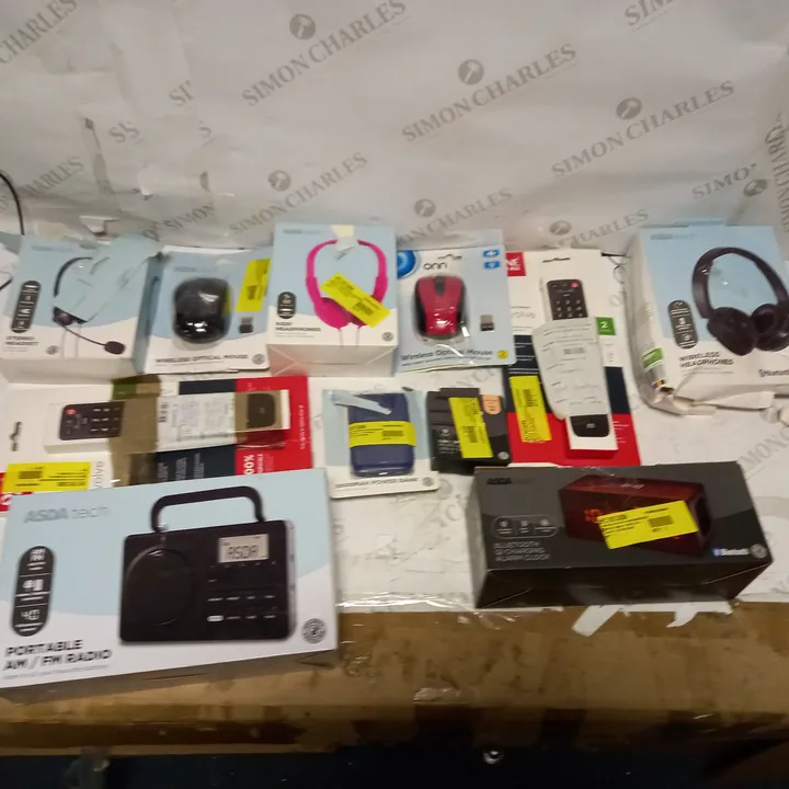 ALL REMOTE, AND ASDA KIDS HEADPHONES ETC. 4317811Simon Charles Auctioneers