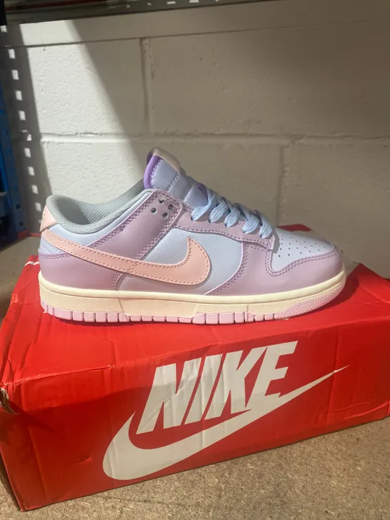 BOXED PAIR OF NIKE DUNK LOW RETRO SIZE 3.5 PURPLE TRAINERS