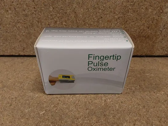 6 X BOXED FINGERTIP PULSE OXIMETER'S - M70