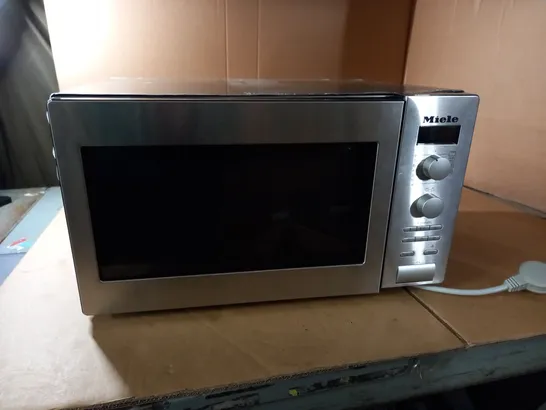 MIELE CONTOURLINE M6012 CLEANSTEEL MICROWAVE WITH GRILL