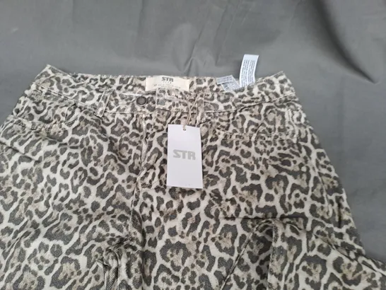 STR TEEN ANIMAL PRINT JEANS - UK 10