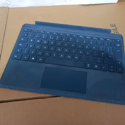 MICROSOFT TABLET KEYBOARD