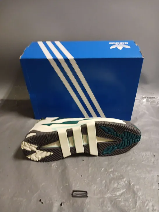 BOXED ADIDAS NITEBALL TRAINERS UK 9 