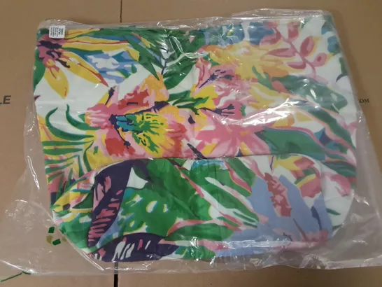 LOT OF 8 BRAND NEW DESTELLO FLORAL PRINT BAGS IN MULTI