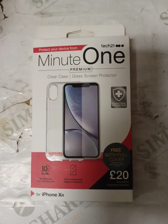 LOT OF 20 MINUTE ONE PREMIUM CLEAR CASE & SCREEN PROTECTOR KITS FOR IPHONE XR