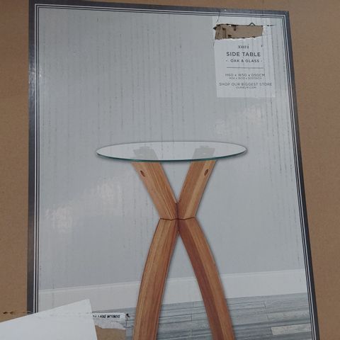 BOXED DESIGNER XAVI SIDE TABLE OAK & GLASS