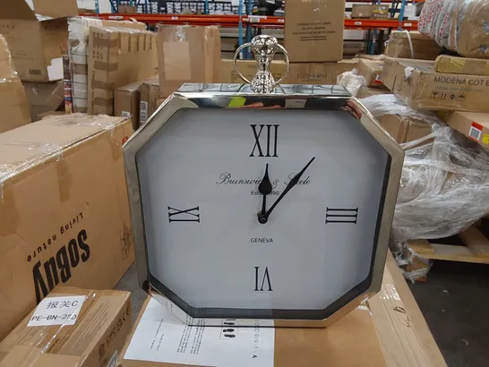 BOXED TABLE CLOCK (1 BOX)