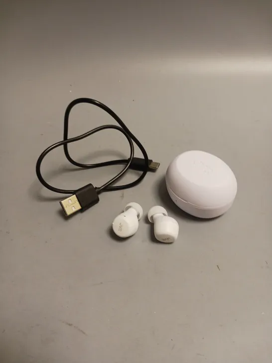 JVC GUMY MINI EARBUDS IN COCONUT WHITE INCLUDES CHARGING CABLE