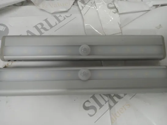 PAIR OF ADHESIVE LIGHT BARS 