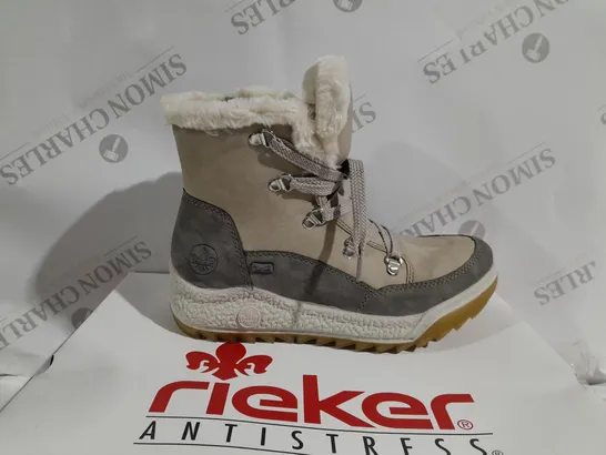 BOXED PAIR OF RIEKER ANTISTRESS WARM HIKING BOOTS IN CREAM - SIZE 4