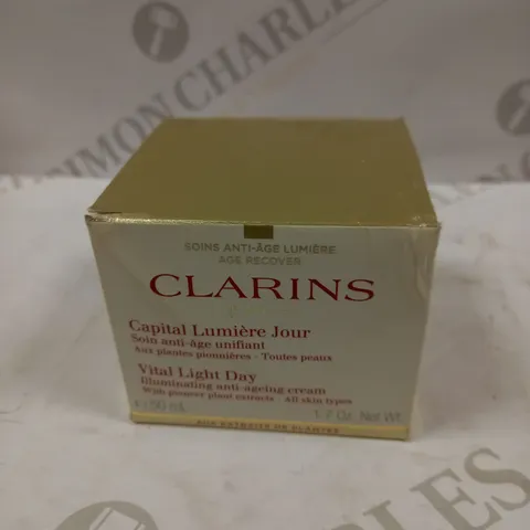 CLARINS PARIS VITAL LIGHT DAY ILLUMINATING ANTI-AGEING CREAM