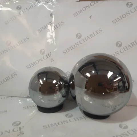 BOXED KELLY HOPPEN SET OF 2 INDOOR OUTDOOR PRELIT GLASS DECOR - REFLECTIVE ORBS