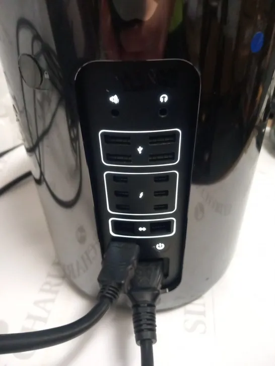 APPLE MAC PRO 6.1 A1481 DESKTOP COMPUTER