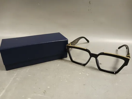 LOUIS VUITTON BLACK/GOLD TONE FRAMED GLASSES 