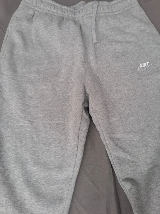 NIKE JOGGERS IN GREY SIZE LARGE