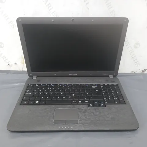 SAMSUNG R530/R730/R540 15 INCH CELERON P4500 1.87GHZ