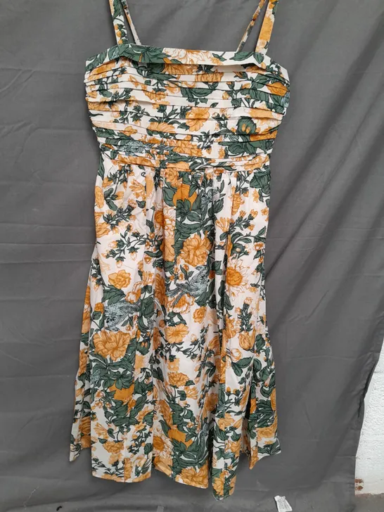 ABERCROMBIE & FITCH LADIES GREEN FLORAL DRESS SIZE MEDIUM