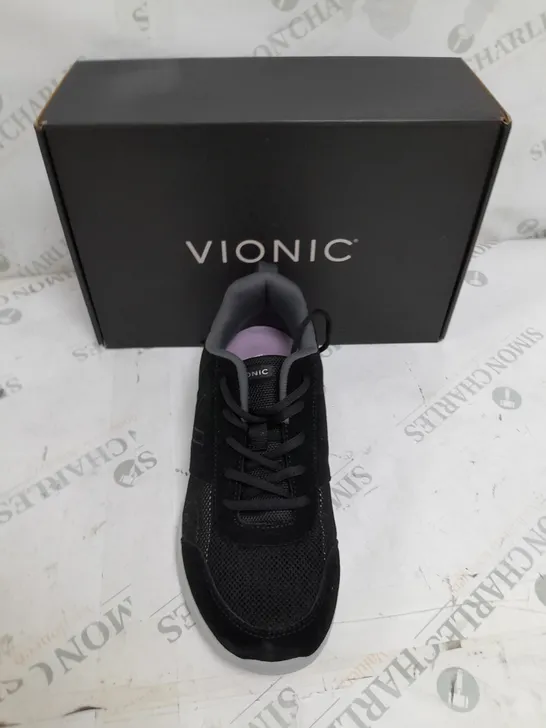 BOXED PAIR OF VIONIC BLACK MESH TRAINER SIZE 7 