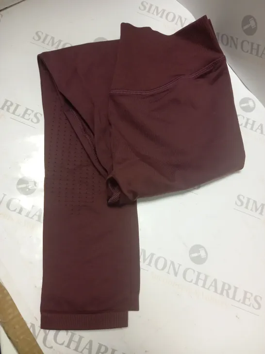 GYMSHARK SWEAT SEAMLESS LEGGINGS, WINE - SIZE SMALL 