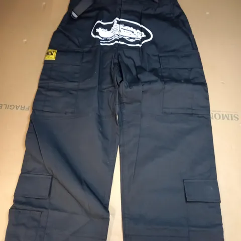 CORTEZ GUERILLAZ DESIGNER CARGO PANTS IN BLACK - MEDIUM