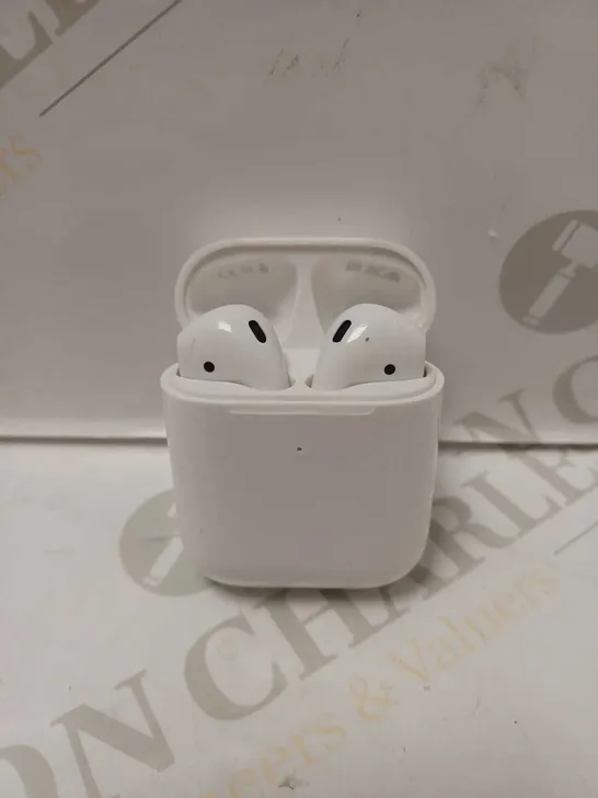 APPLE AIRPODS A1938