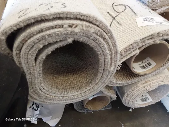 ROLL OF QUALITY PADSTOW CHAMOIS STRATA CARPET APPROXIMATELY 5M × 2.33M