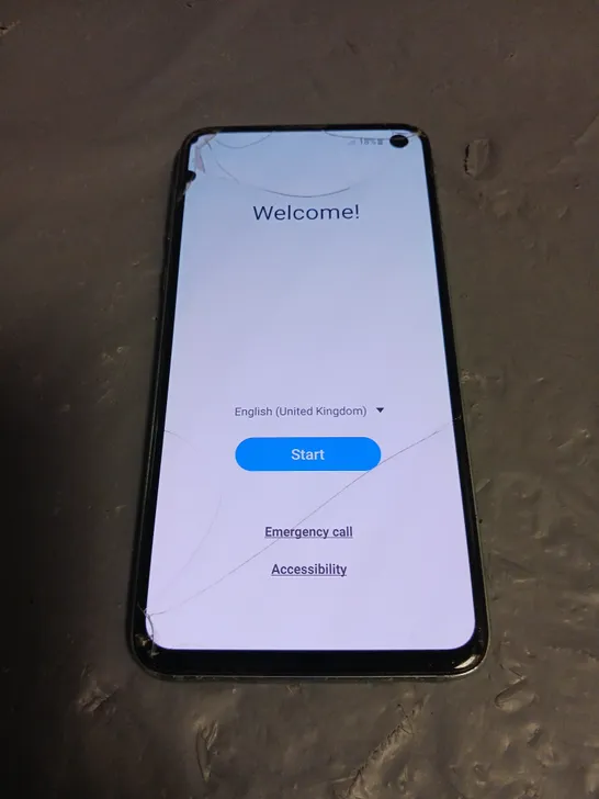 UNBOXED SAMSUNG GALAXY S10E MOBILE PHONE 