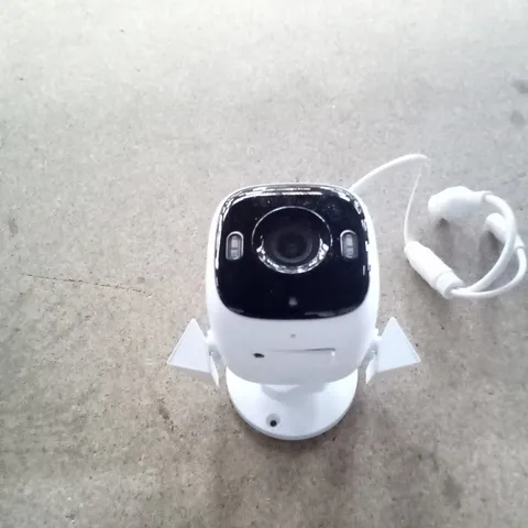 BOXED TAPO OUTDOOR SECURITY WIFI CAMERA 