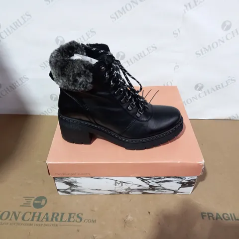 BOXED PAIR OF MODA IN PELLE BLACK BOOTS - SIZE 38
