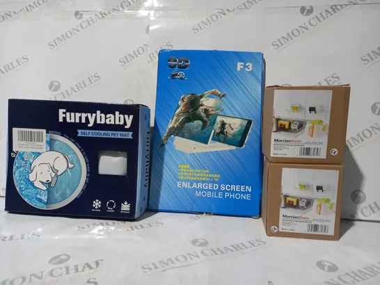 BOX OF APPROXIMATELY 20 ASSORTED HOUSEHOLD ITEMS TO INCLUDE MULTIFUNCTIONAL SPONGE STORAGE RACK, ENLARGED SCREEN FOR MOBILE PHONE, FURRYBABY SELF COOLING PET MAT, ETC