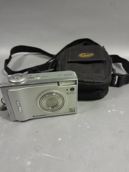 FUJIFILM FINEPIX F10 DIGITAL CAMERA 