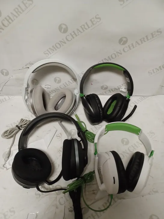 BOX OF 4 ASSORTED WIRED TURTLE BEACH HEADSETS