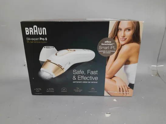 BOXED BRAUN SILK-EXPERT PRO 5 IPL WITH 2 HEADS, RAZOR & VANITY CASE