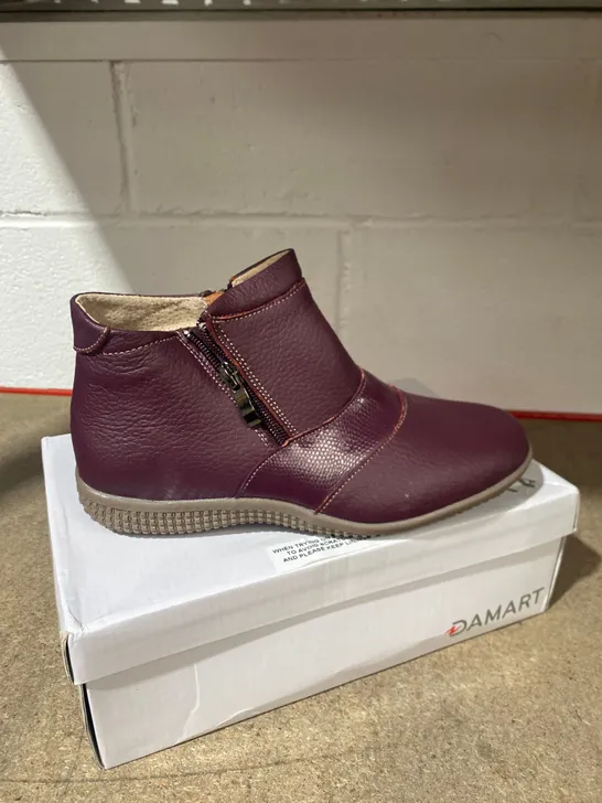 BOXED PAIR OF DAMART PURPLE SHOES SIZE 37