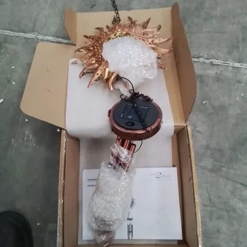 BOXED SOLAR POWERED SUN WITH CHIMES