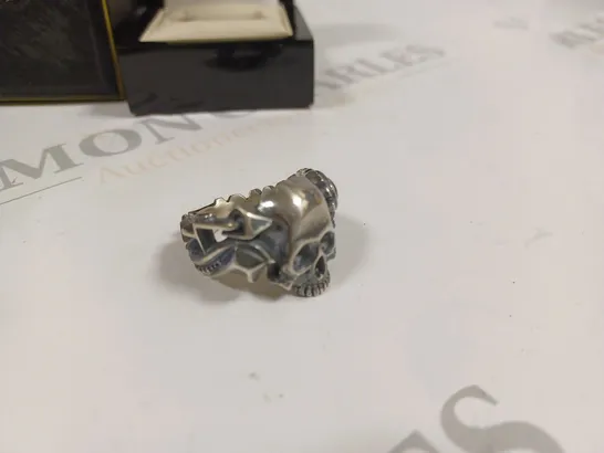 BOXED SKULL THEMED RING