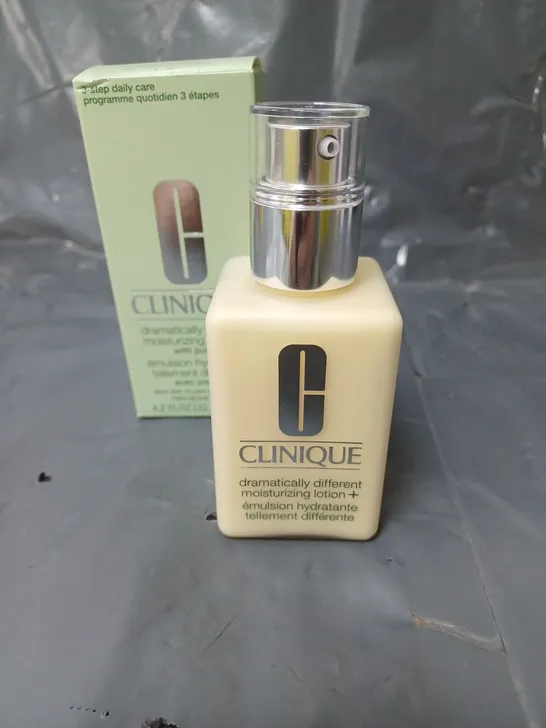 CLINIQUE DRAMATICALLY DIFFERENT MOISTURIZING LOTION 125ML