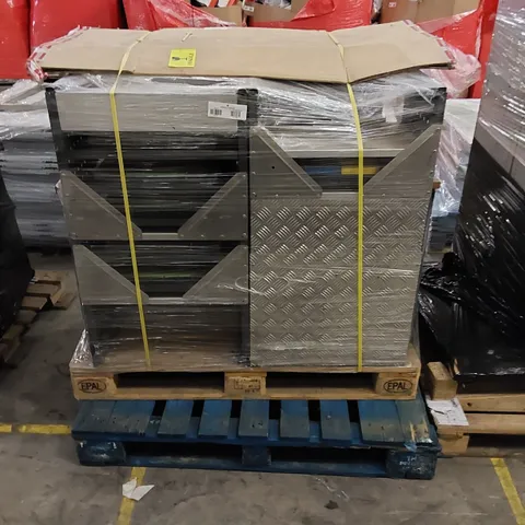 PALLET TO CONTAIN ASSORTED STORAGE UNITS 